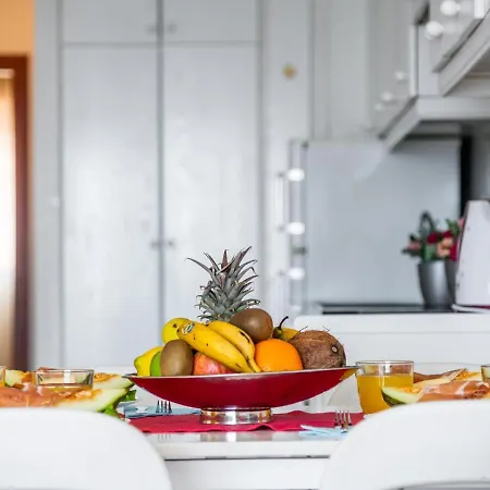 Apartman 1 1 Beautiful Seafront With Balcony And Wifi *