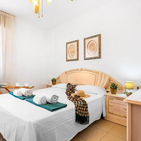 Apartment 1 1 Beautiful Seafront With Balcony And Wifi Los Cristianos (Tenerife)